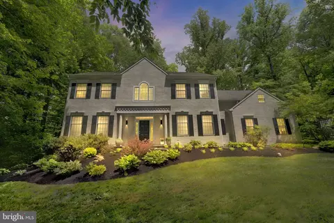28 Yarmouth Ln, Downingtown, PA 19335
