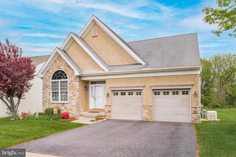 262 Hendrickson Ln, West Grove, PA 19390