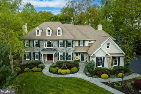 907 Shenandoah Ln, West Chester, PA 19380