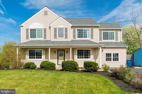 2 Johnnys Way, Coatesville, PA 19320