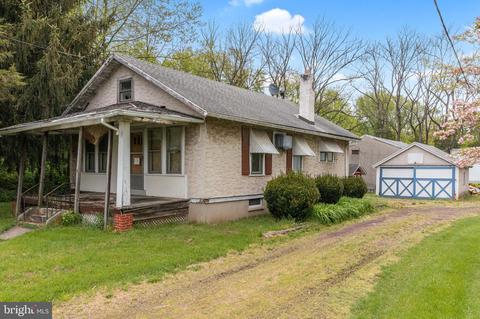 313 Linfield Rd, Spring City, PA 19475
