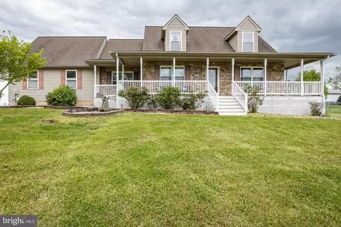 1085 Little Elk Creek Rd, Oxford, PA 19363