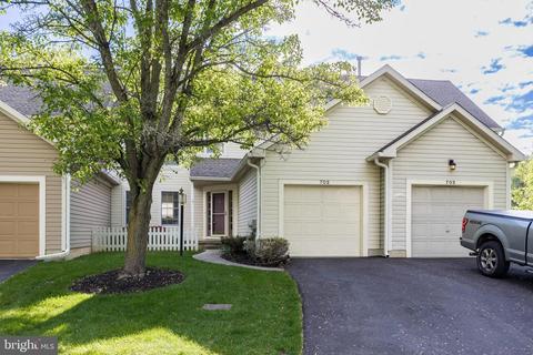 702 Kilduff Ct, Chadds Ford, PA 19317