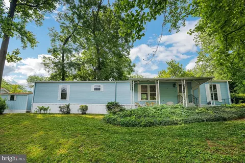 1015 Appleville Rd, West Chester, PA 19380