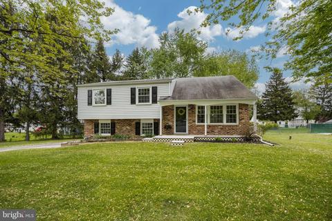 1053 Edwin Dr, Phoenixville, PA 19460