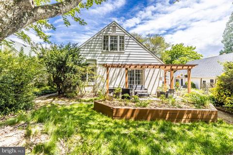 3 S Bradford Ave, West Chester, PA 19382