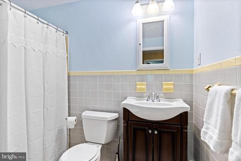 154 Devonshire Rd, Devon, PA 19333 photo 23
