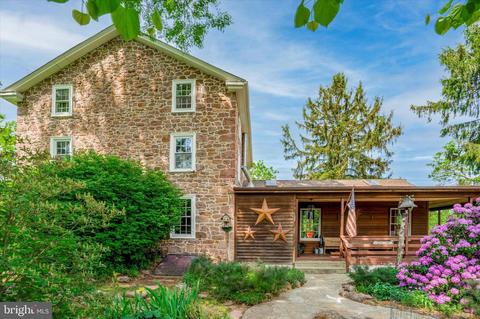 1606 S Keim St, Pottstown, PA 19465