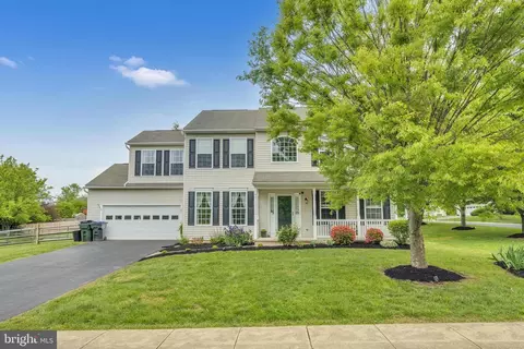 143 Milbury Rd, Coatesville, PA 19320