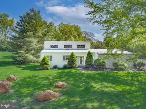 205 Develin Dr, Phoenixville, PA 19460