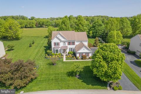 114 Trotters Dr, Phoenixville, PA 19460