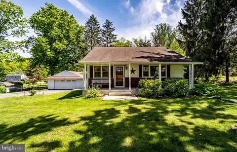 34 Benburb Rd, Phoenixville, PA 19460