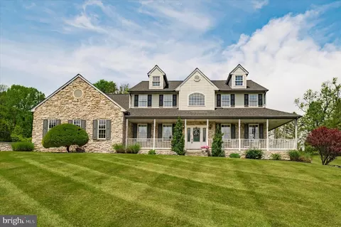 511 W Kings Hwy, Coatesville, PA 19320