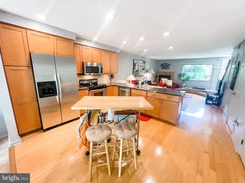 103 Cavalry Ct, Chesterbrook, PA 19087 photo 5