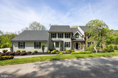 360 Quail Run Ln, West Chester, PA 19382