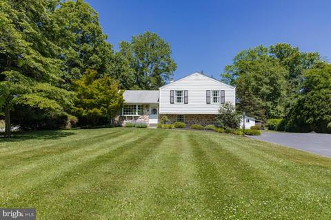 1475 Valley Forge Rd, Wayne, PA 19087