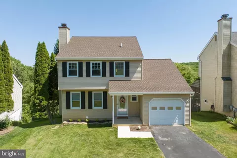 1305 Creagh Knoll Ter, Downingtown, PA 19335