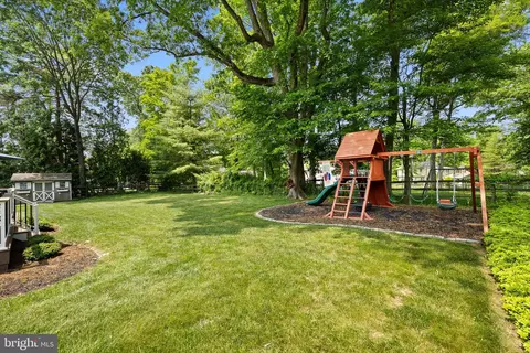 411 Heatherwood Ln, Devon, PA 19333 photo 38