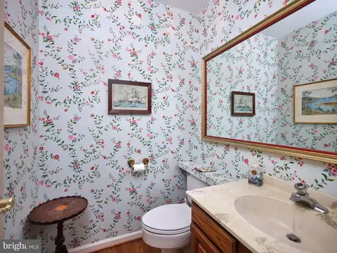 220 Hedgemere Dr, Devon, PA 19333 photo 19
