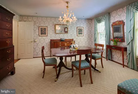 220 Hedgemere Dr, Devon, PA 19333 photo 8