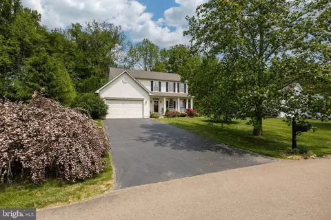26 Newton Cir, West Grove, PA 19390