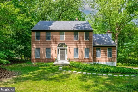 1486 Sawmill Rd, Downingtown, PA 19335