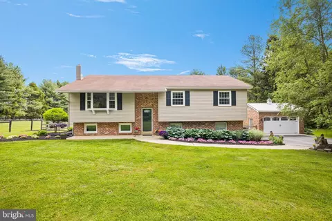 430 Lewisville Rd, Lincoln University, PA 19352