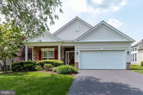 325 Astilbe Dr, Kennett Square, PA 19348