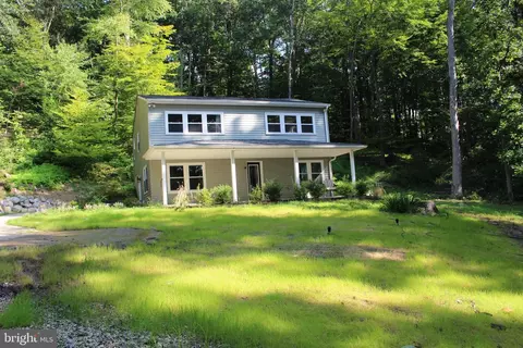 415 Black Horse Pk Rd, Chester Springs, PA 19425