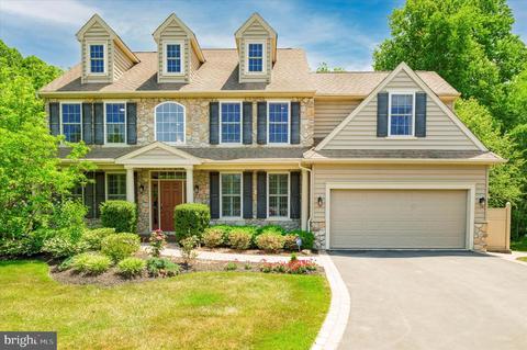 108 Kittanset Ct, Avondale, PA 19311