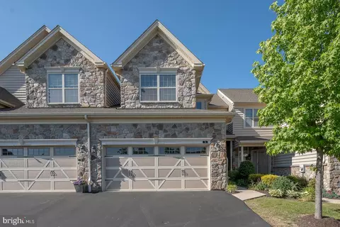 13 Jasmine Ct, Malvern, PA 19355