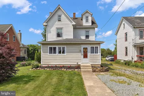 168 Cochran St, Cochranville, PA 19330
