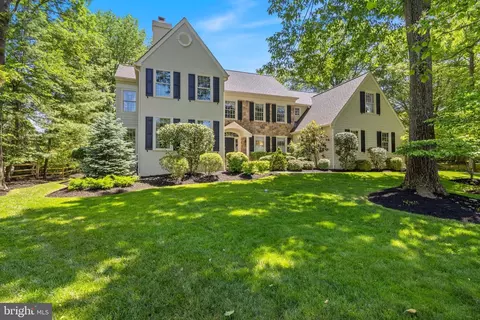 807 Dresher Way, Wayne, PA 19087