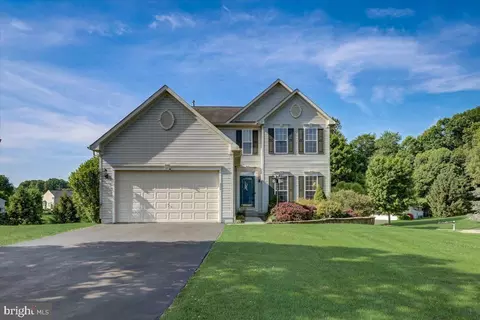 500 Pebble Ln, Coatesville, PA 19320