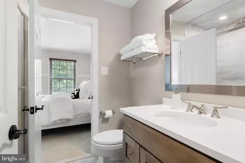 704 Strawbridge Ln, Wayne, PA 19087 photo 82