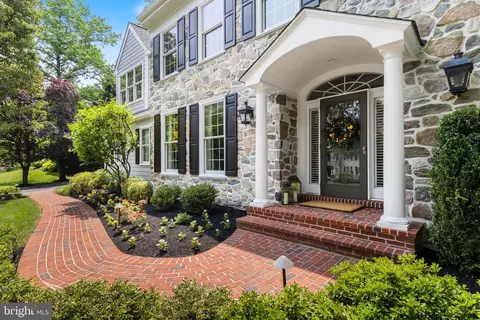 704 Strawbridge Ln, Wayne, PA 19087 photo 8