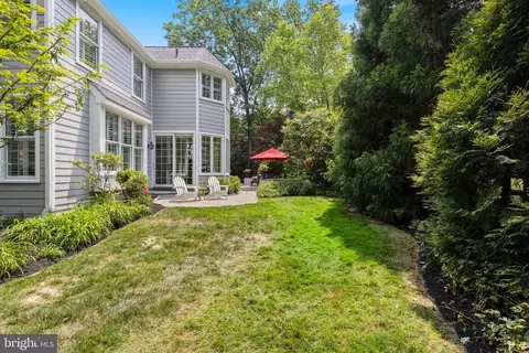 704 Strawbridge Ln, Wayne, PA 19087 photo 11