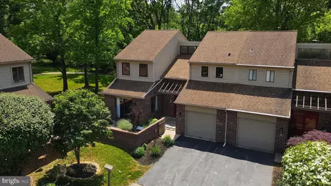 14 Knox Ct, Chesterbrook, PA 19087