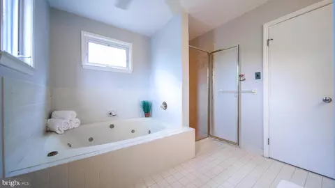 14 Knox Ct, Chesterbrook, PA 19087 photo 25
