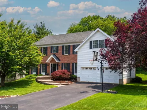 1355 Wooded Knls, West Chester, PA 19382