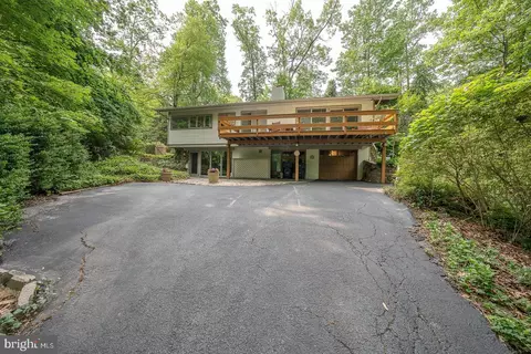 626 Upper Weadley Rd, Wayne, PA 19087 photo 2