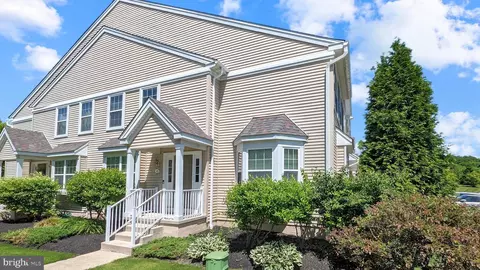 10 Granite Ln #5, Chester Springs, PA 19425