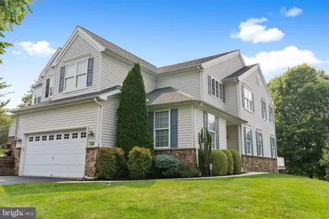 809 Hinchley Run, West Chester, PA 19382