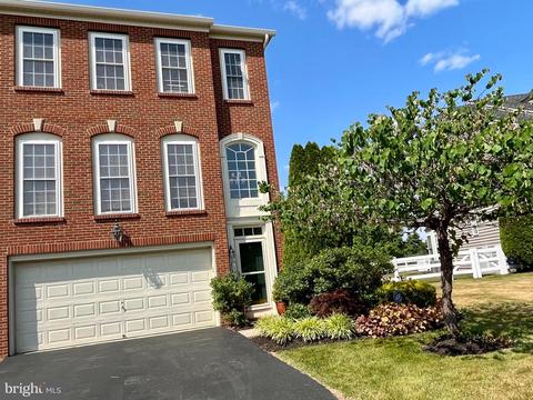 17 Brower Ln, Pottstown, PA 19465