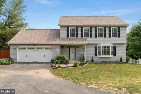 2115 Valley Rd, Parkesburg, PA 19365