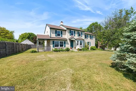 394 W Kings Hwy, Coatesville, PA 19320
