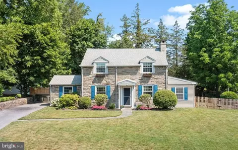 493 School Ln, Wayne, PA 19087