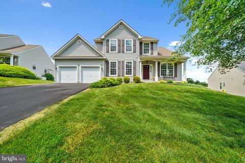 657 Martin Dr, Avondale, PA 19311