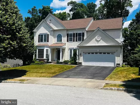 164 Magnolia Dr, Chester Springs, PA 19425