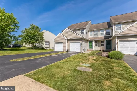 46 Marc Dr, Coatesville, PA 19320